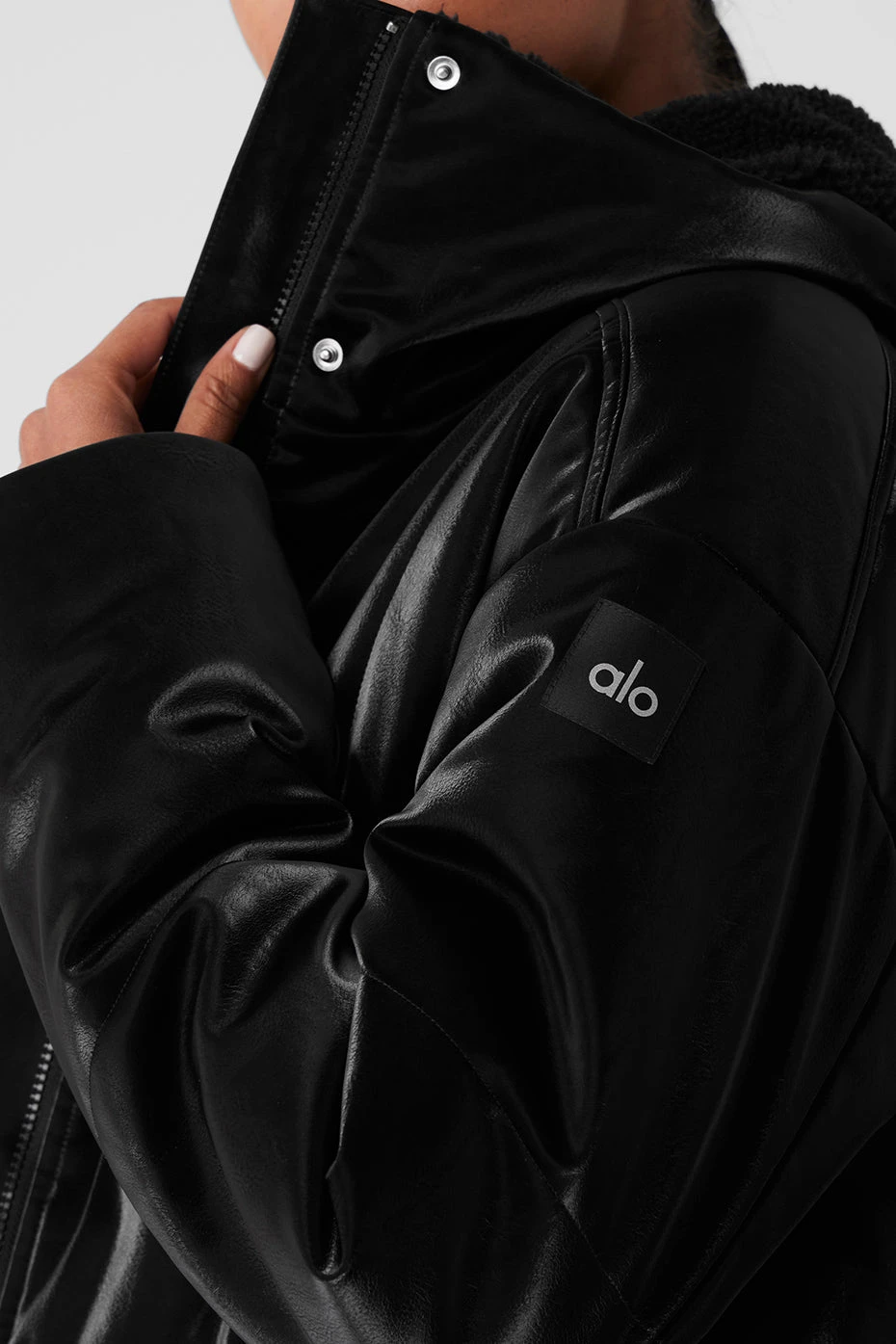 Orion Cropped Puffer - Black - Image 4