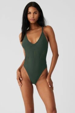 Seamless Open Air V-Neck Bodysuit - Dark Cactus